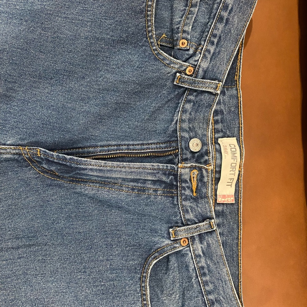 Levi’s Men’s Comfort Fit 560 Size W 34 L 34